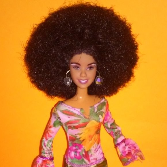 Meet your Posher, Mayas - Picture 2 of 4